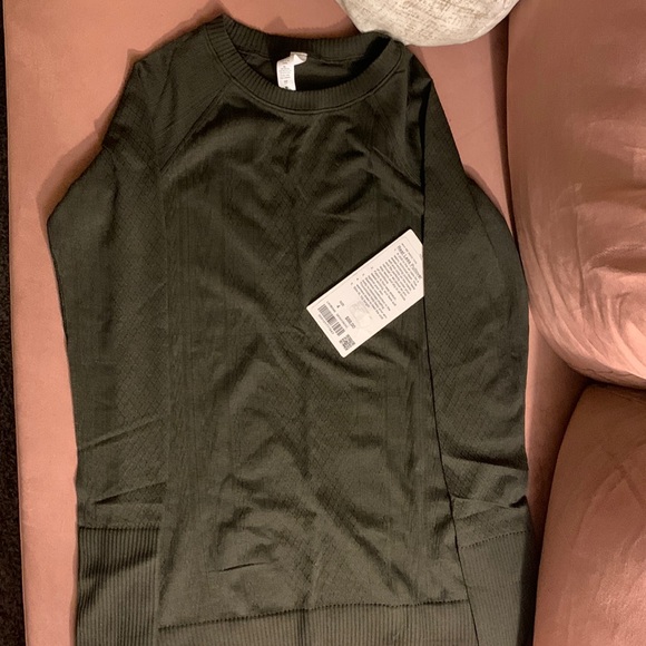 Lululemon Rest Less Pullover - Picture 2 of 3